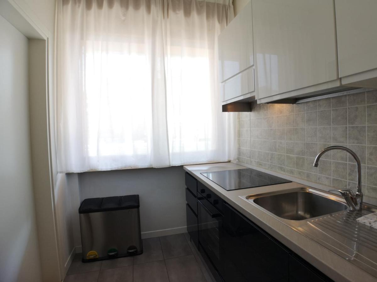 Convenient Family Apt With Private Parking Местре Экстерьер фото