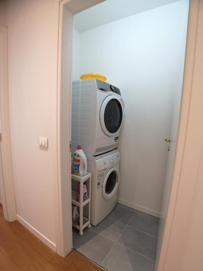 Convenient Family Apt With Private Parking Местре Экстерьер фото