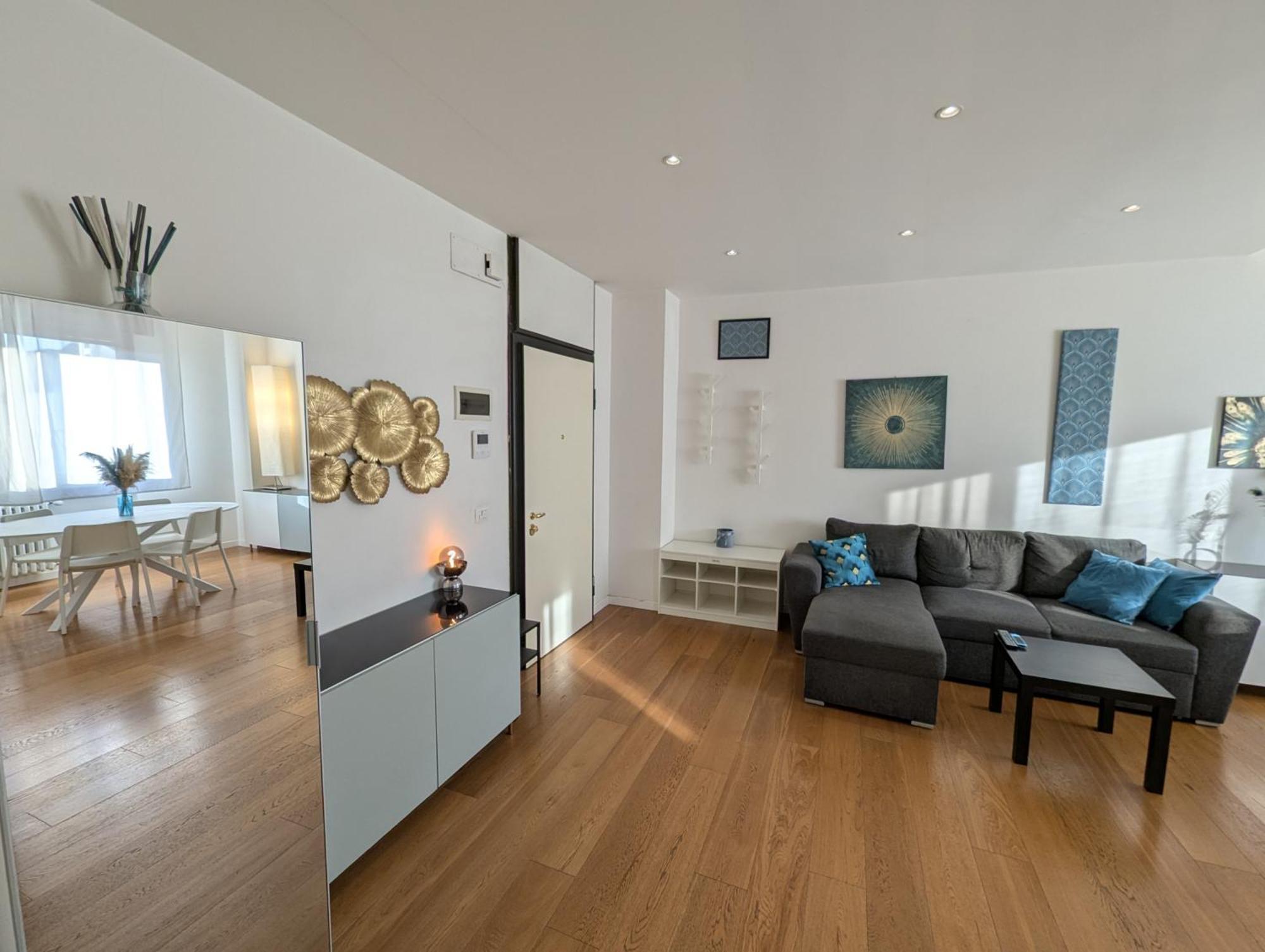 Convenient Family Apt With Private Parking Местре Экстерьер фото